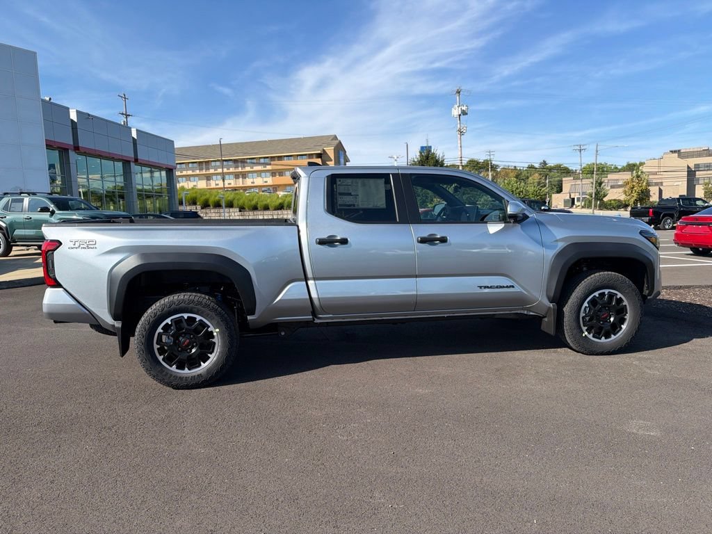 New 2026 Toyota Tacoma TRD Off-Road w/ TRD Off Road Premium Package AWD/4WD image 2