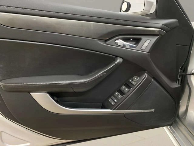 Used 2013 Cadillac CTS Luxury RWD image 26