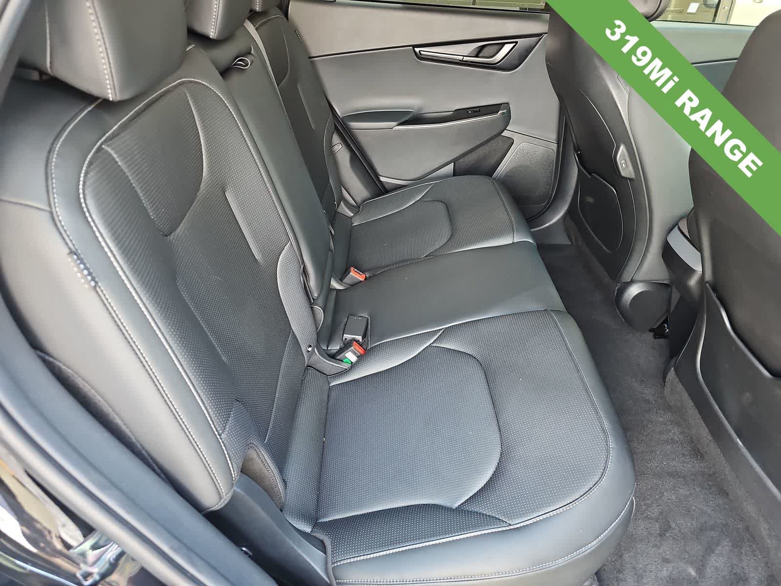 Used 2025 Kia EV6 Wind RWD image 17