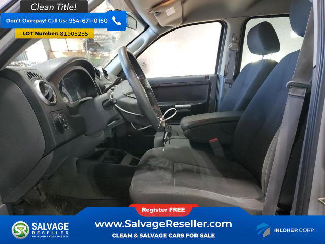 Used 2006 Mitsubishi Raider LS image 9