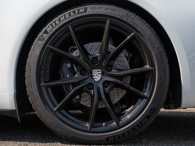 Certified 2019 Porsche 911 Carrera T w/ Carrera T Interior Package image 13