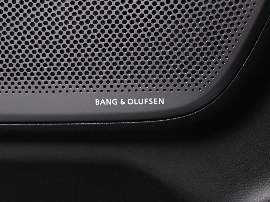 Used 2024 Acura ZDX A-Spec image 36