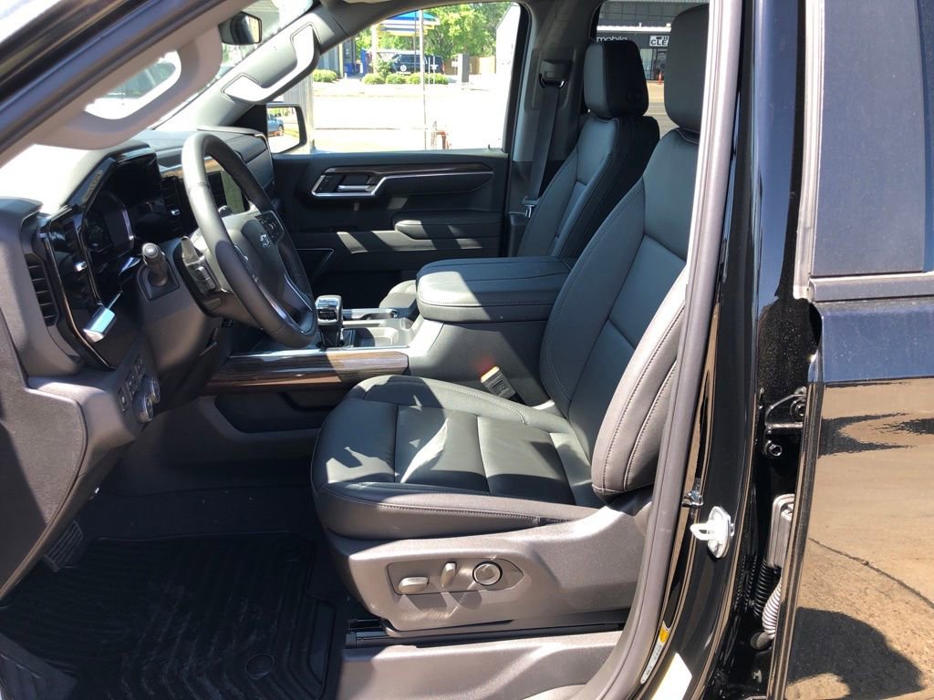 New 2025 Chevrolet Silverado 1500 RST w/ Texas Edition Plus image 13