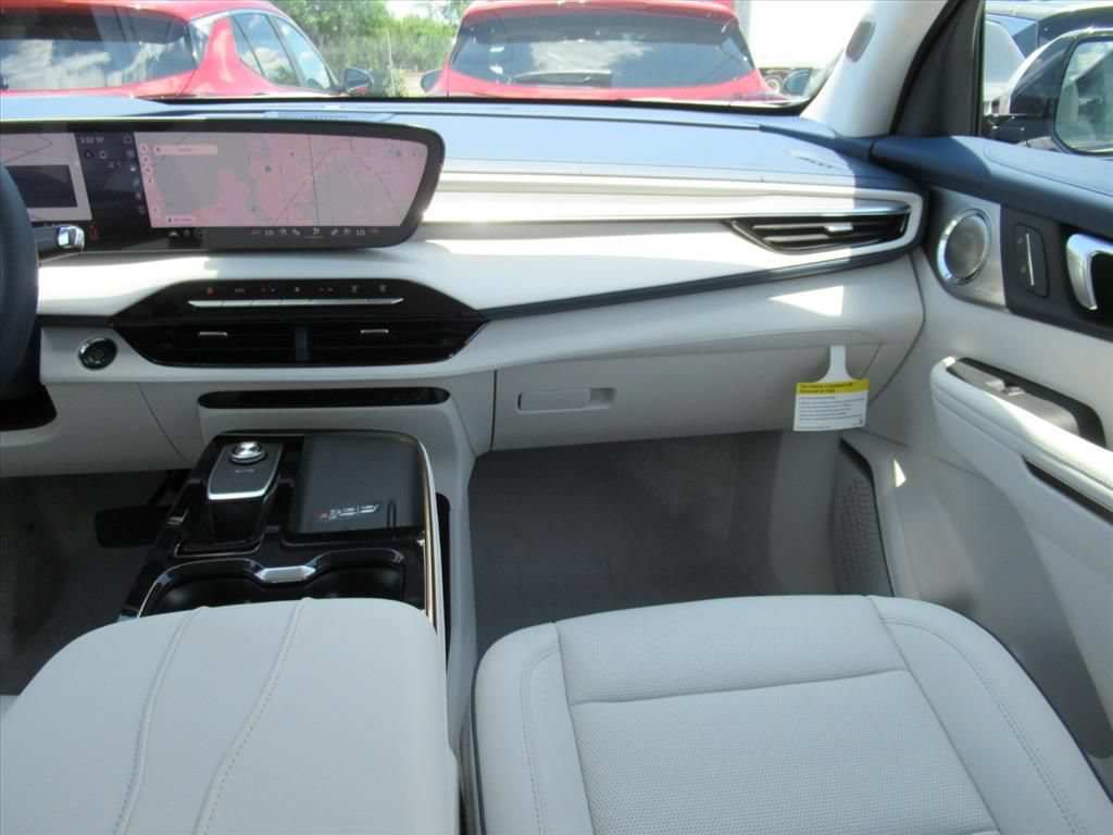 New 2026 Buick Enclave Avenir w/ Super Cruise Package FWD image 14