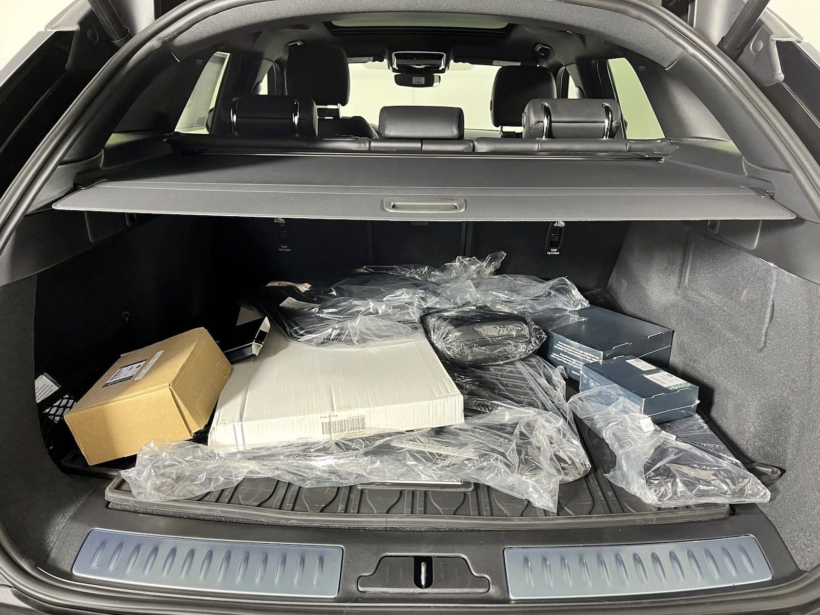 Used 2025 Land Rover Range Rover Velar Dynamic SE image 25