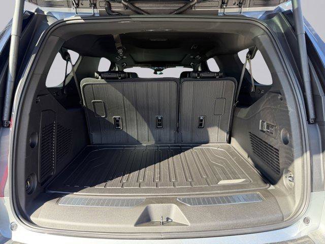 New 2026 GMC Yukon XL Denali w/ Sun & Power Step Package image 13