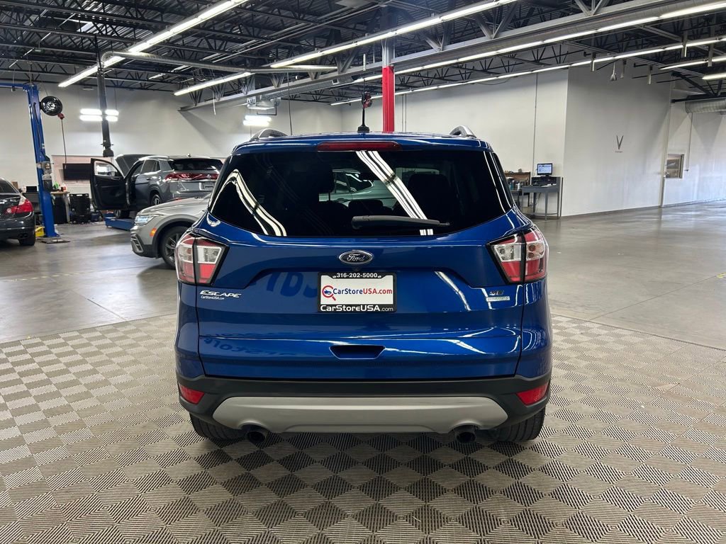 Used 2018 Ford Escape SE FWD image 10