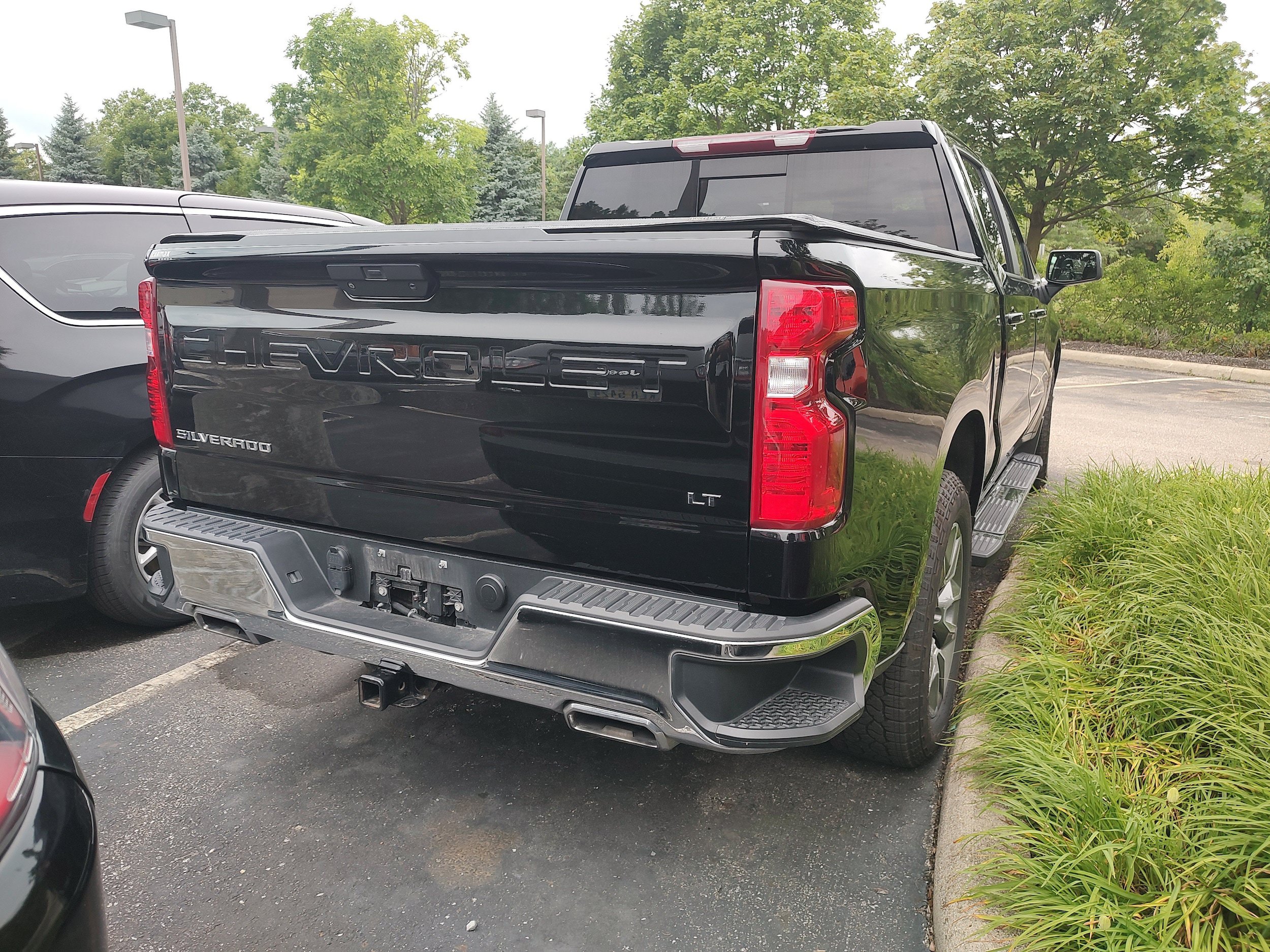 Used 2019 Chevrolet Silverado 1500 LT w/ All-Star Edition AWD/4WD image 7