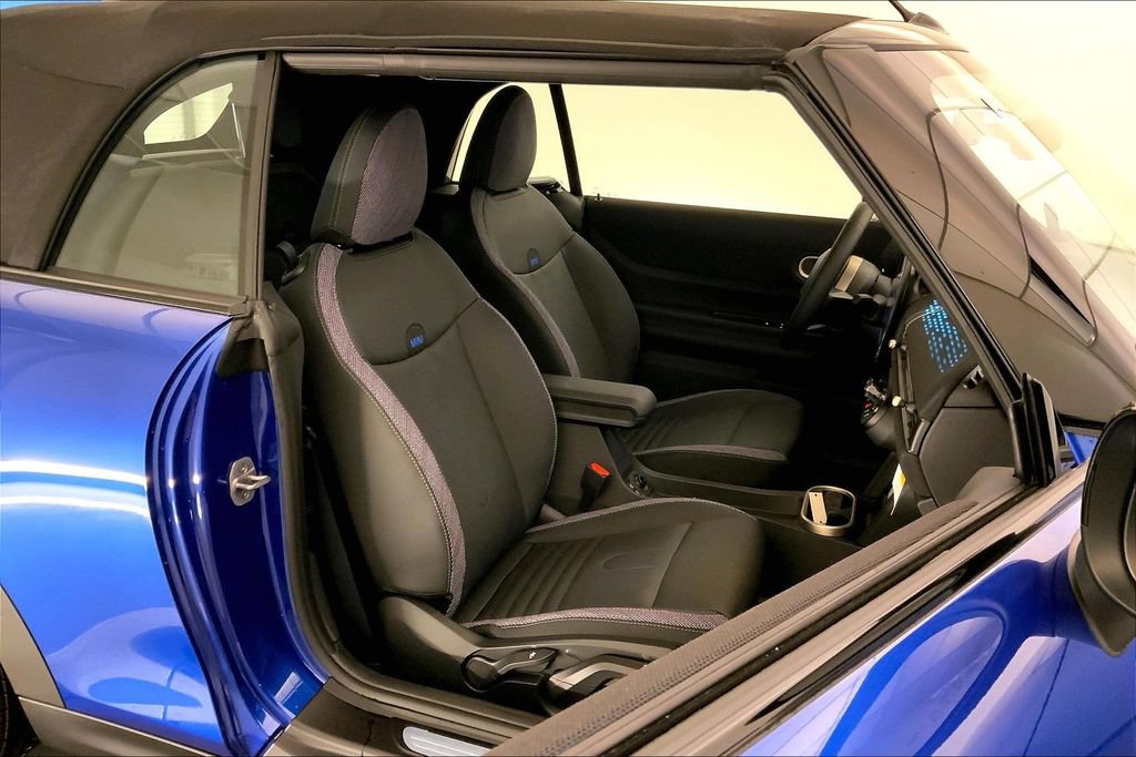 Used 2026 MINI Cooper S FWD image 7
