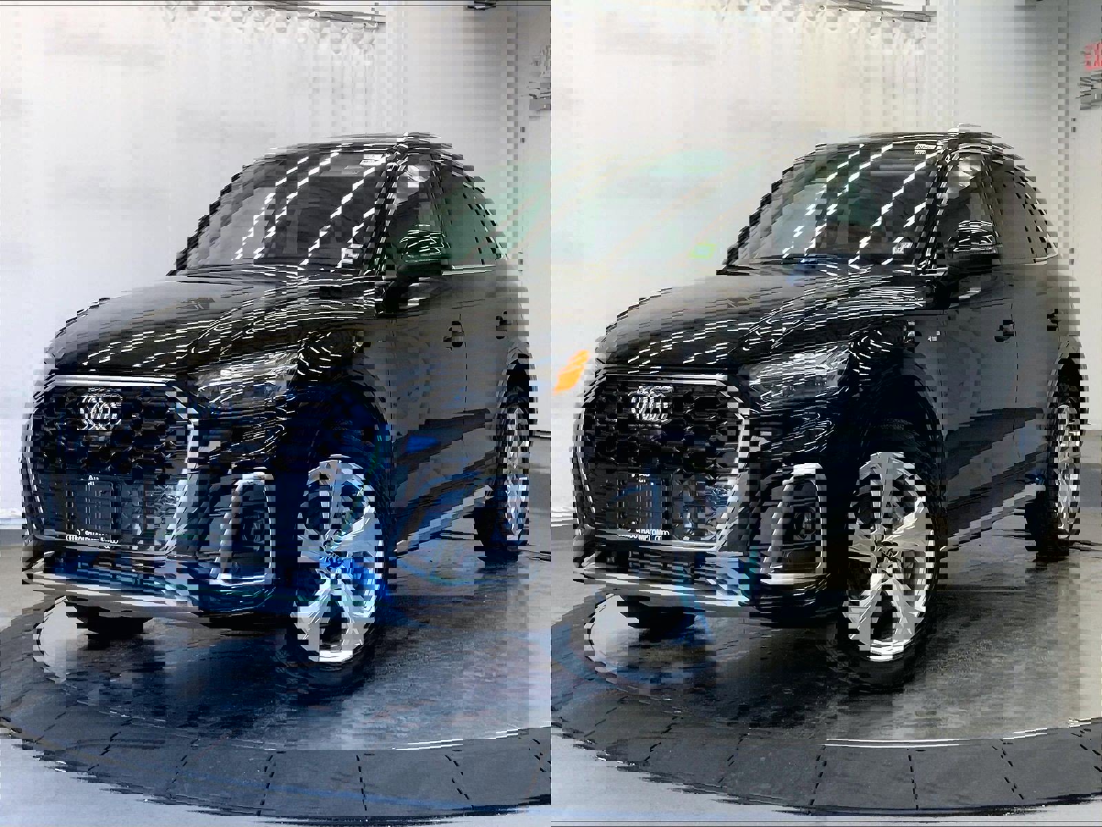 Certified 2023 Audi Q5 2.0T Prestige w/ Prestige Package AWD/4WD image 11