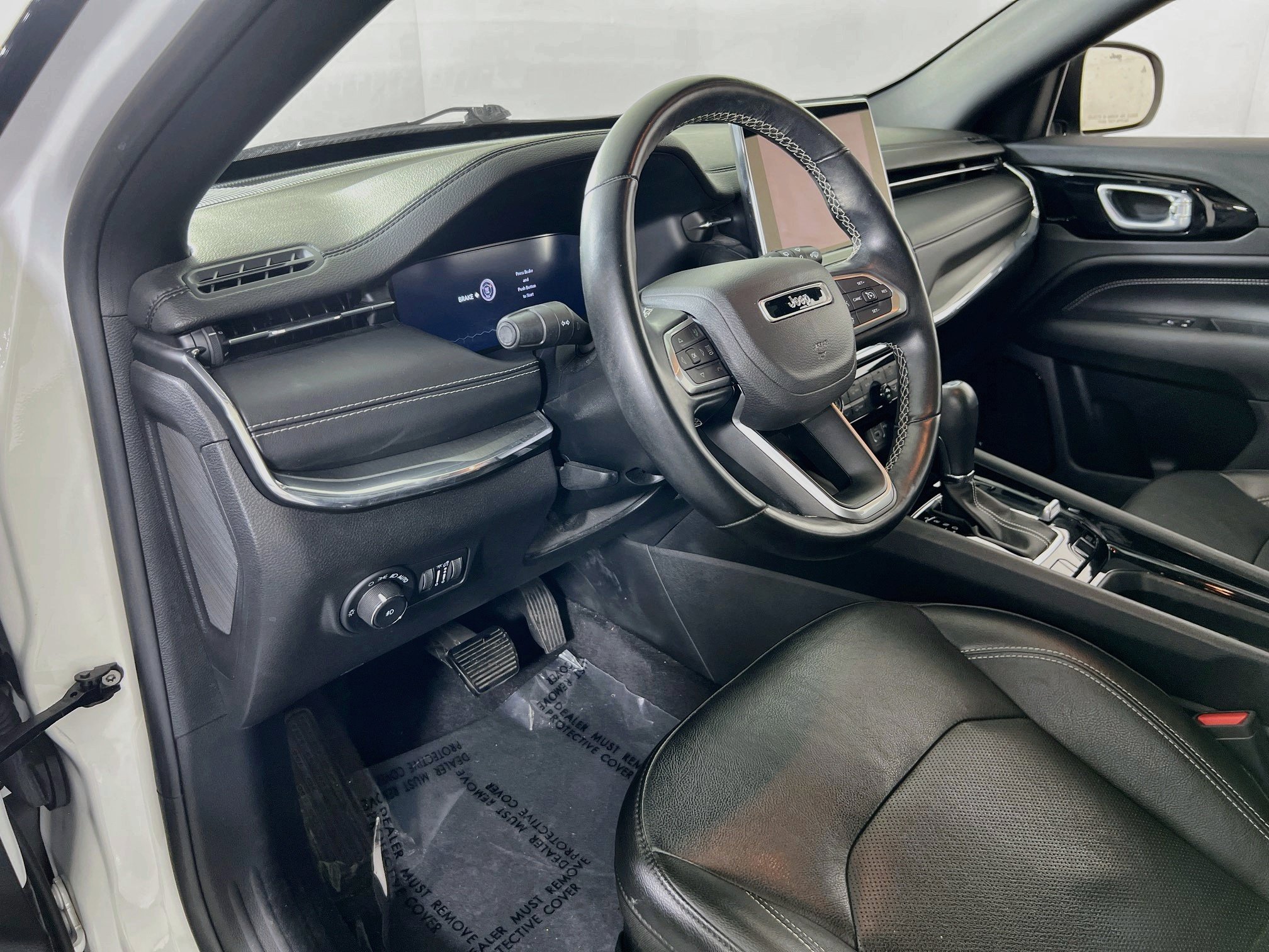 Used 2022 Jeep Compass High Altitude AWD/4WD image 9