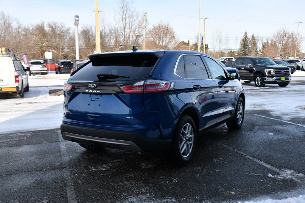 Used 2024 Ford Edge SEL w/ Convenience Package image 6