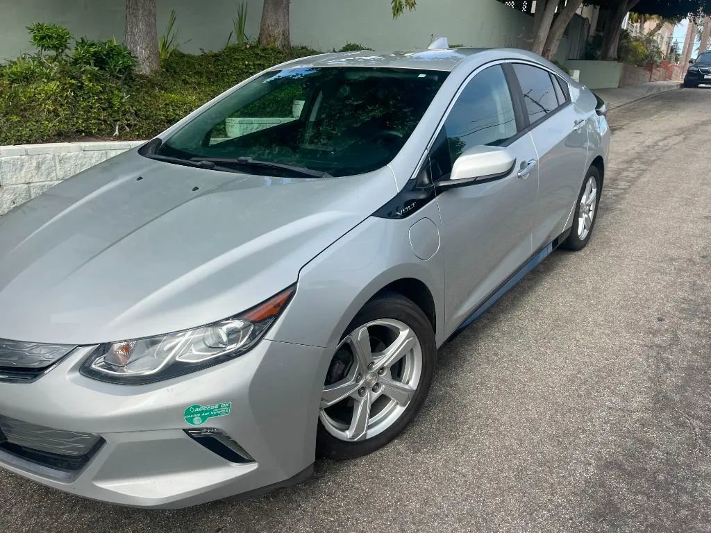 Used 2017 Chevrolet Volt LT w/ Comfort Package