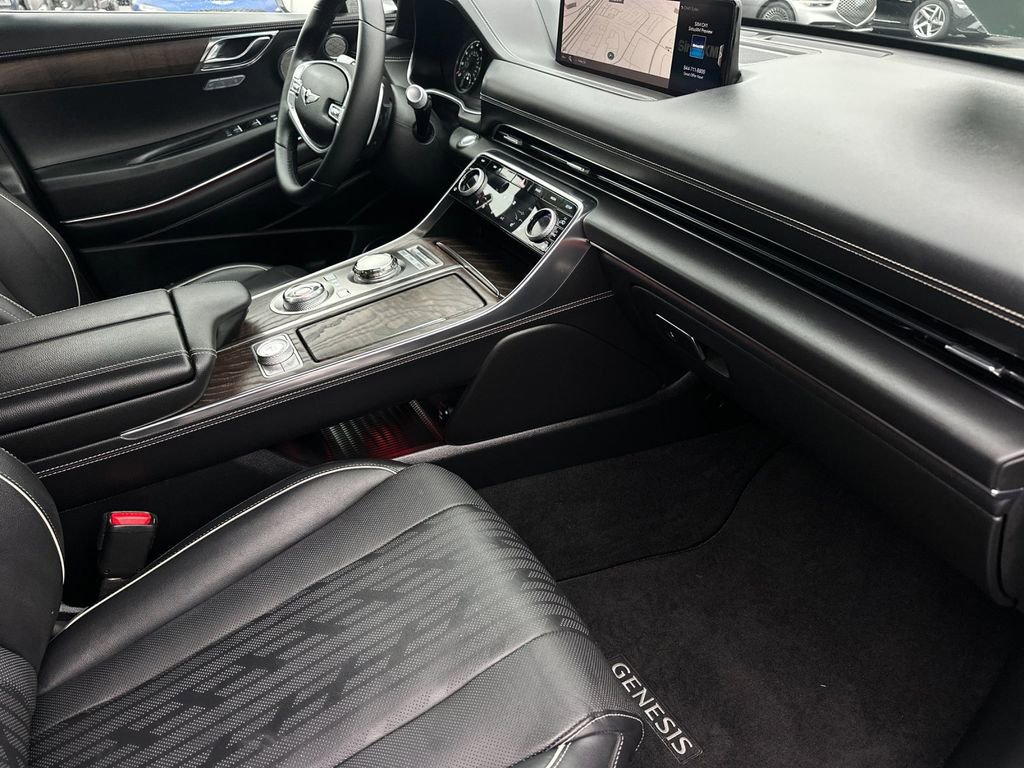 Used 2023 Genesis GV80 2.5T w/ Advanced Package image 17