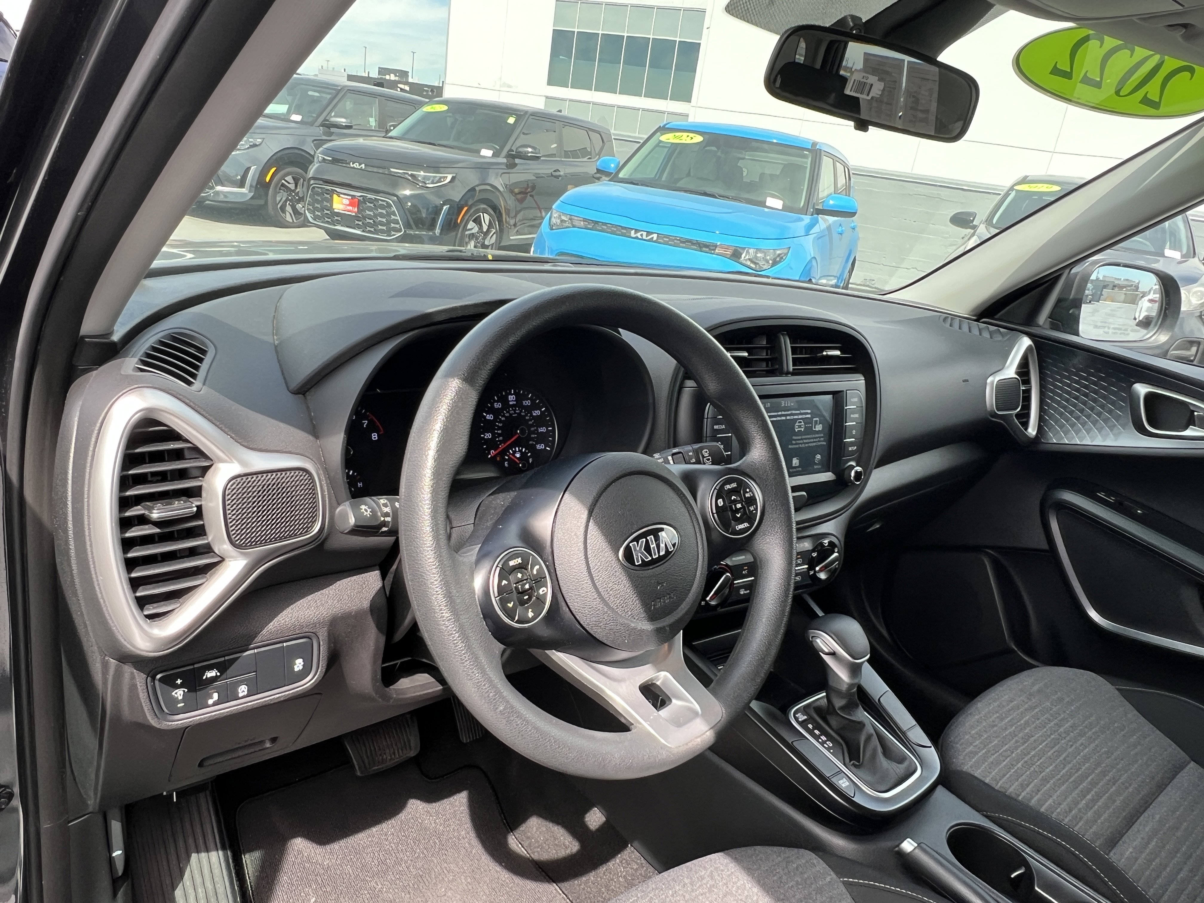 Certified 2021 Kia Soul S image 22