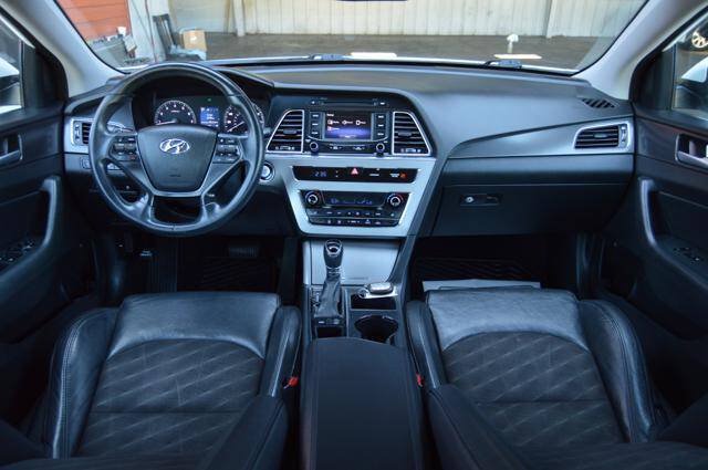 Used 2015 Hyundai Sonata Sport w/ Option Group 03 FWD image 13