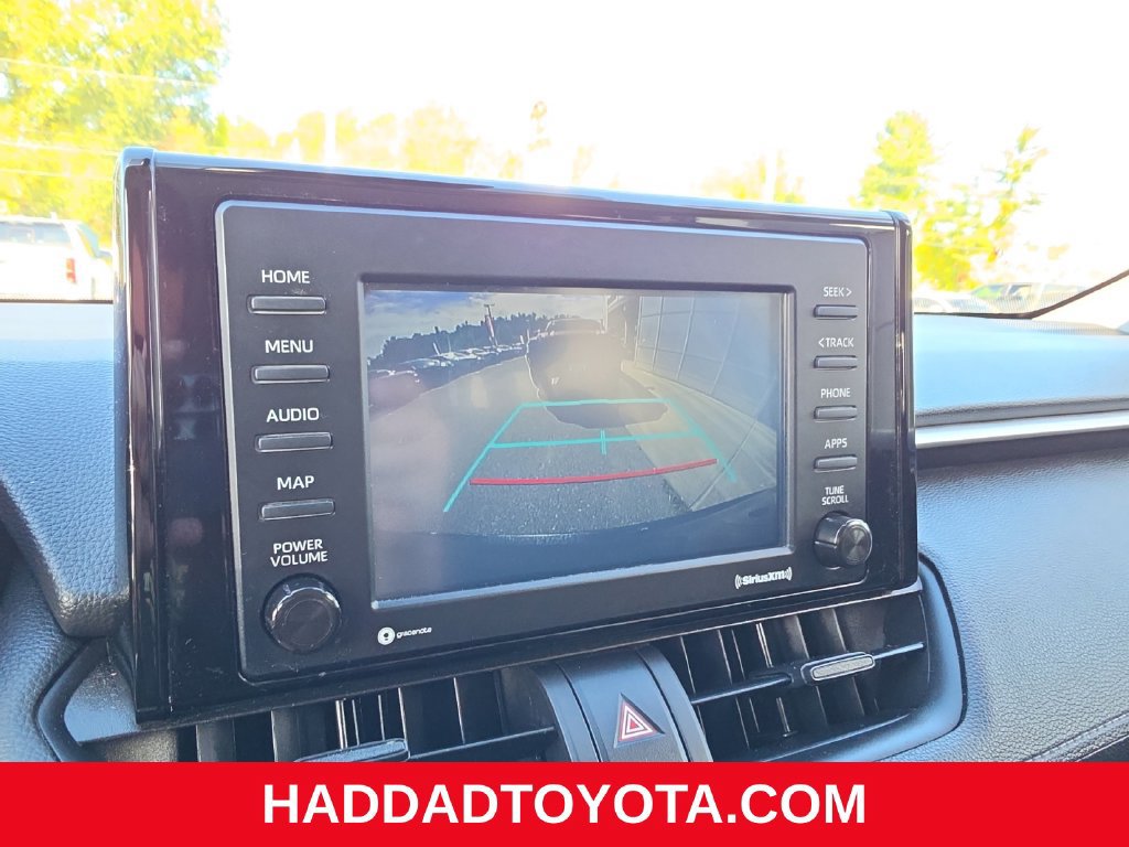Used 2022 Toyota RAV4 LE AWD/4WD image 18