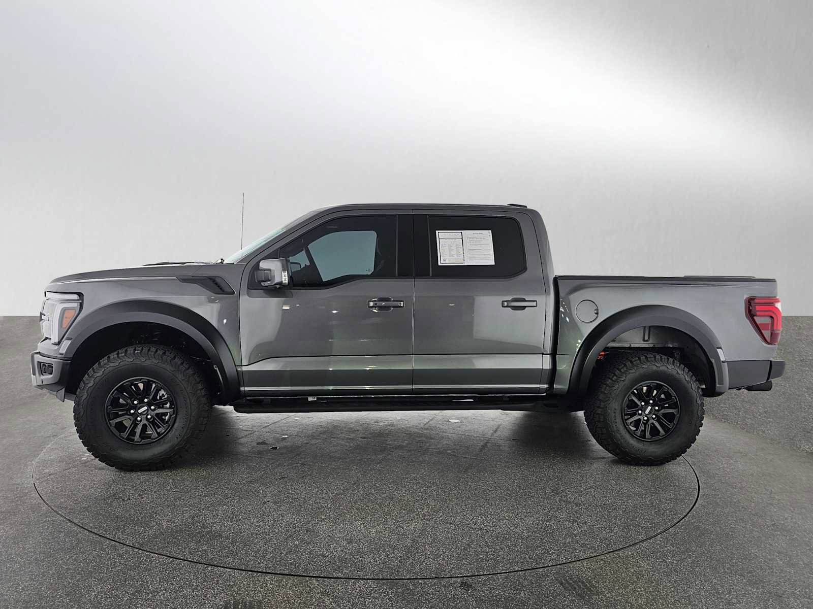 Used 2025 Ford F150 Raptor image 6