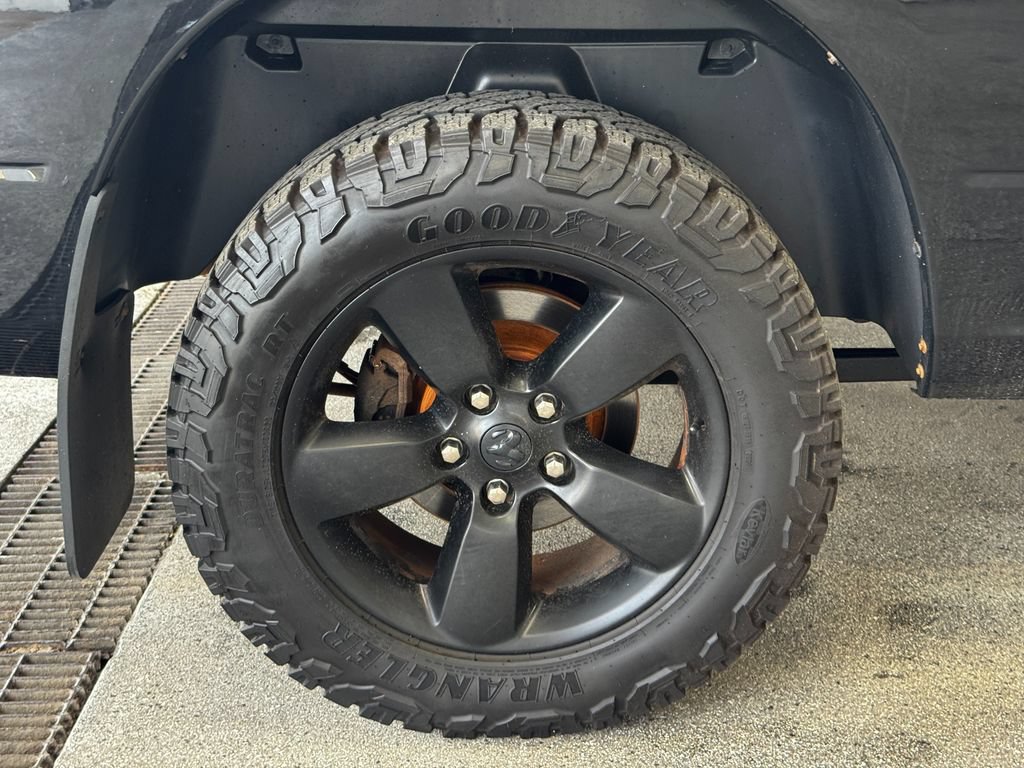 Used 2019 RAM 1500 Express w/ Wheel & Sound Group AWD/4WD image 22