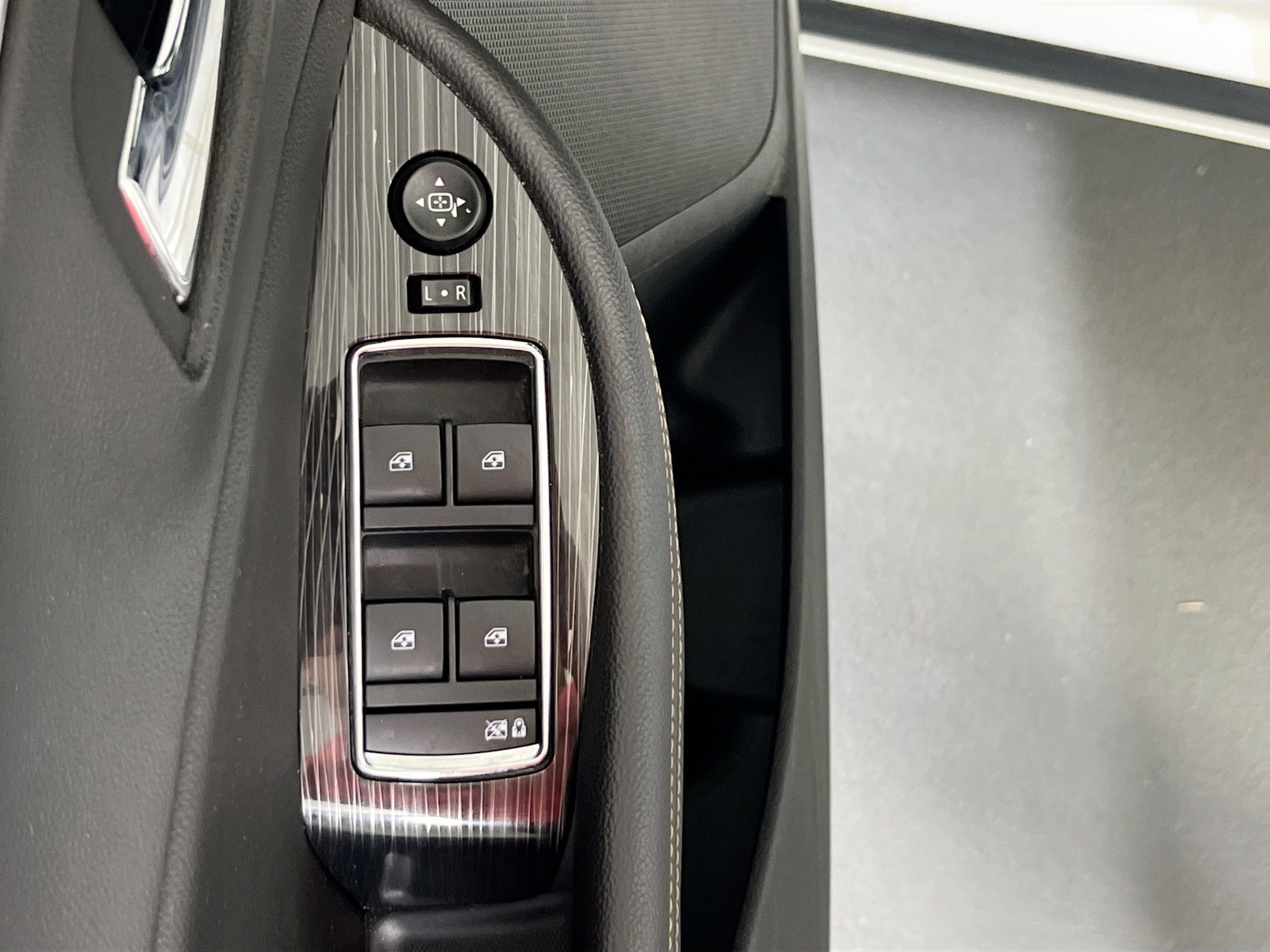 Used 2019 Chevrolet Impala LT w/ LT Convenience Package FWD image 17