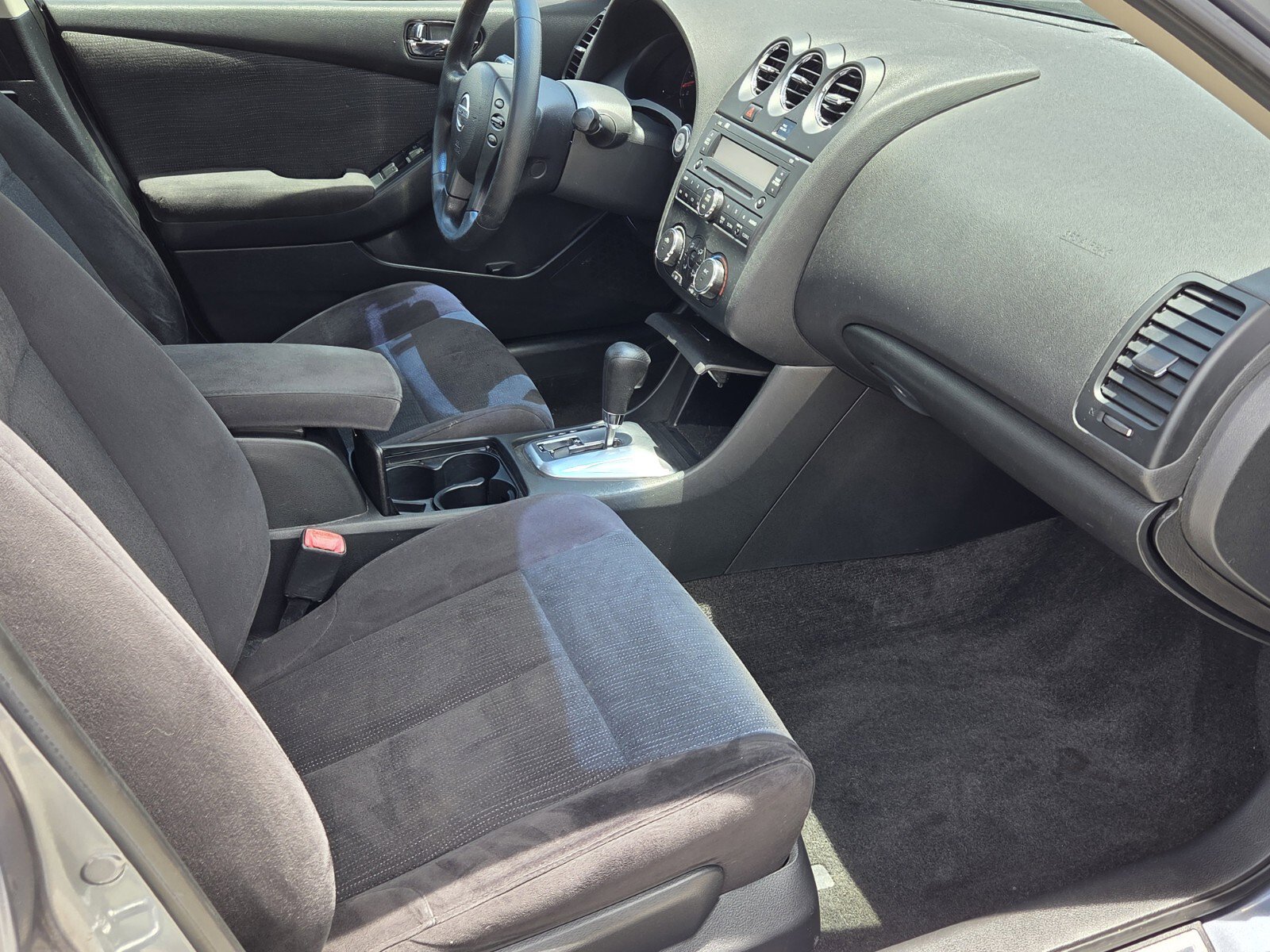 Used 2011 Nissan Altima 2.5 S FWD image 11