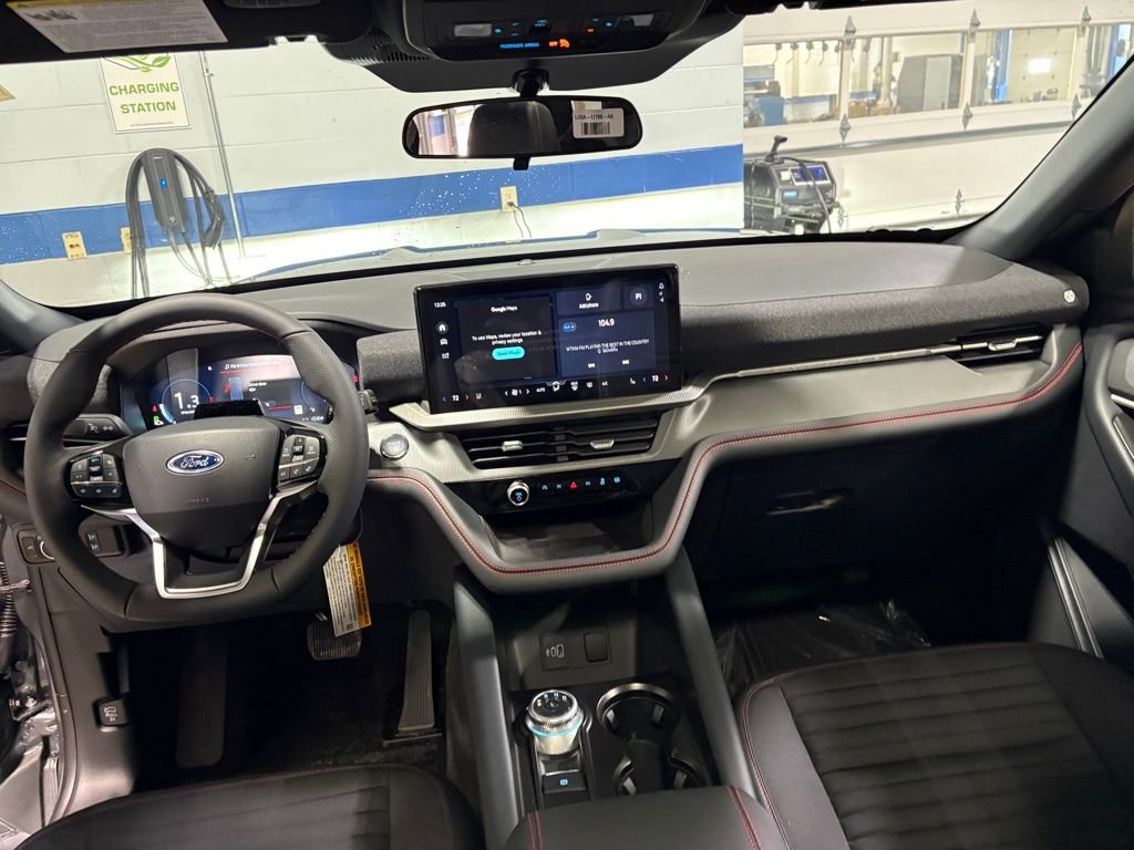 New 2026 Ford Explorer ST-Line image 15