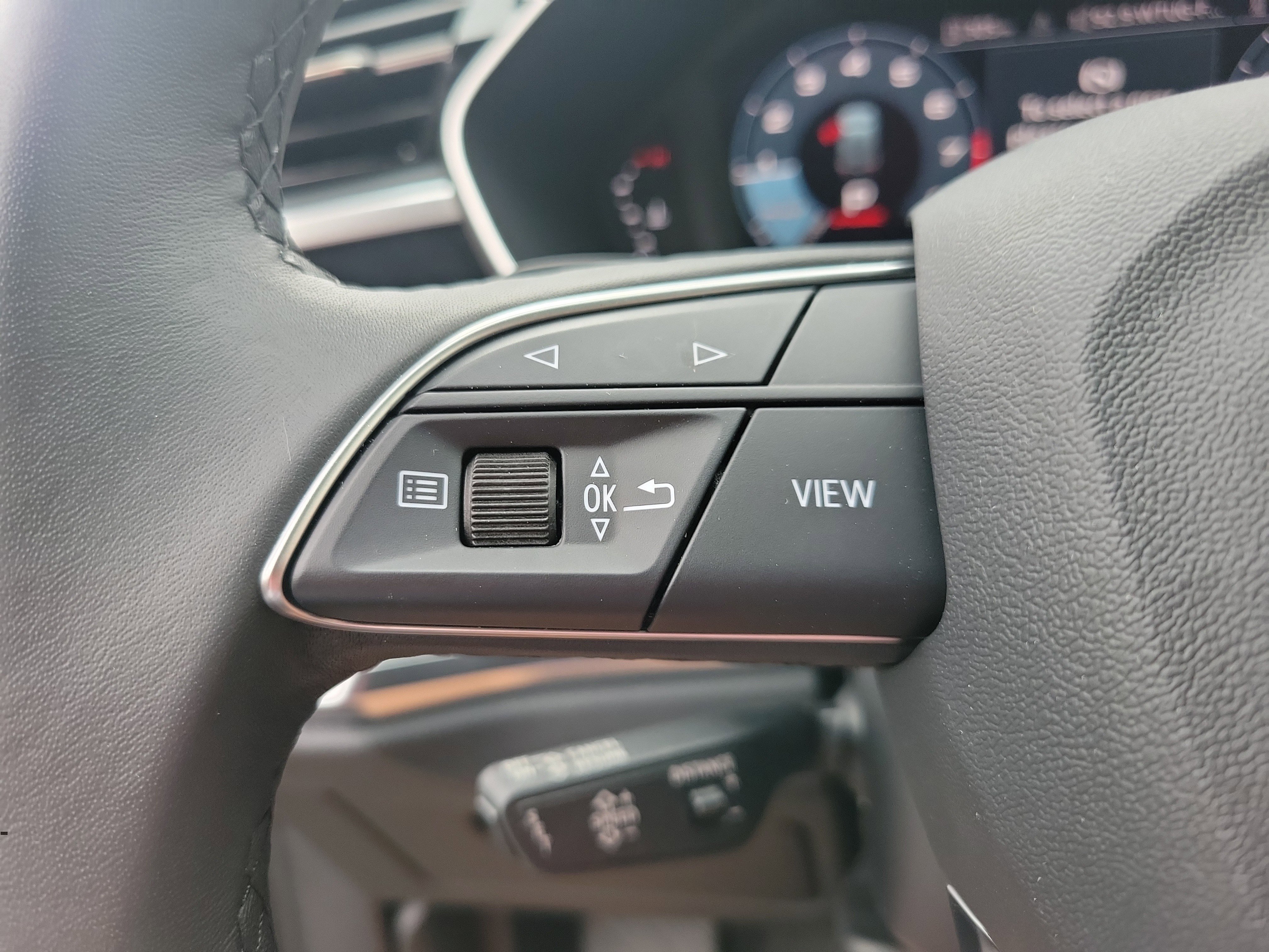 Used 2025 Audi Q3 2.0T Premium image 17