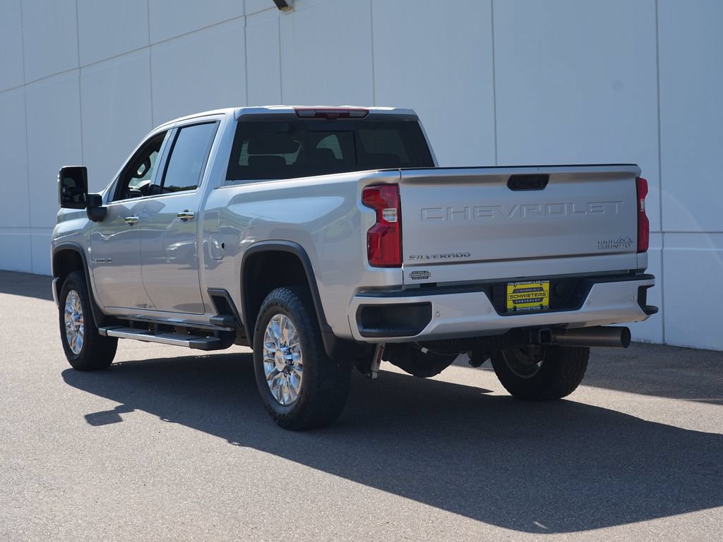 Certified 2022 Chevrolet Silverado 3500 High Country w/ Z71 Off-Road Package AWD/4WD image 5