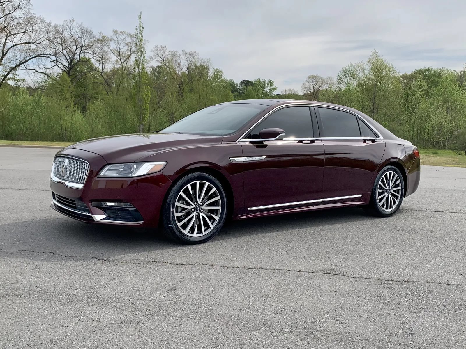 Used 2020 Lincoln Continental w/ Premium Package FWD image 3