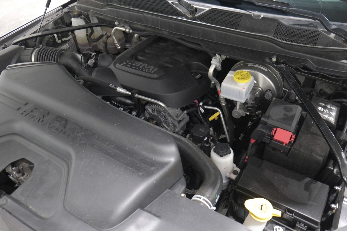 Used 2025 RAM 2500 Big Horn AWD/4WD image 55