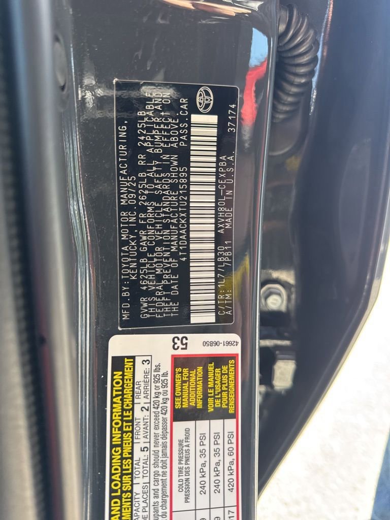 Used 2026 Toyota Camry XSE FWD image 31