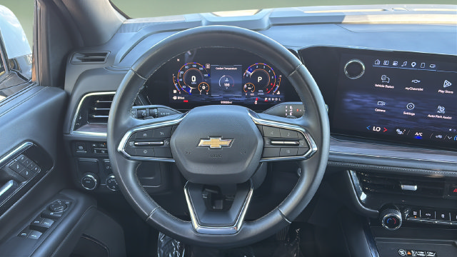 Used 2025 Chevrolet Tahoe LT RWD image 12