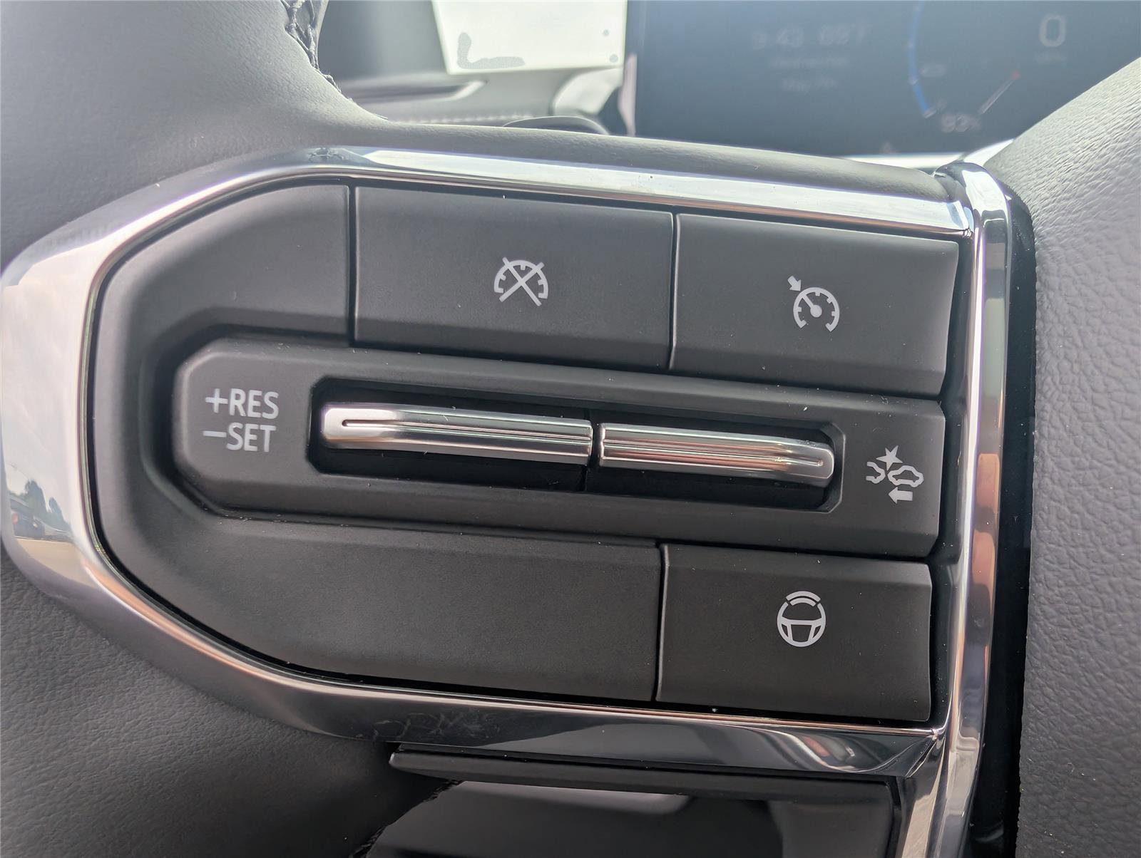 New 2025 GMC Sierra EV Denali image 24