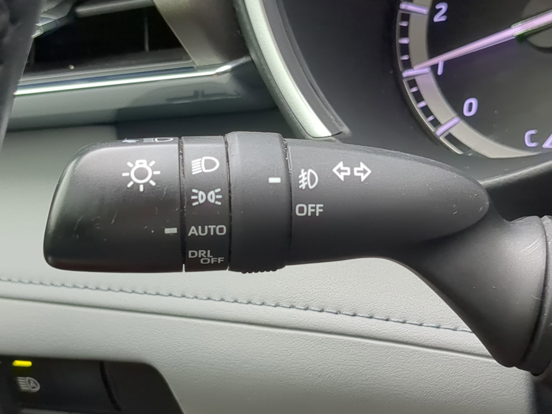 Used 2022 Toyota Highlander Limited image 58