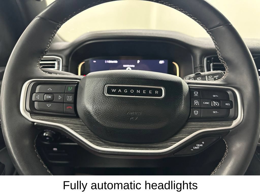 Used 2022 Jeep Wagoneer Series II AWD/4WD image 44