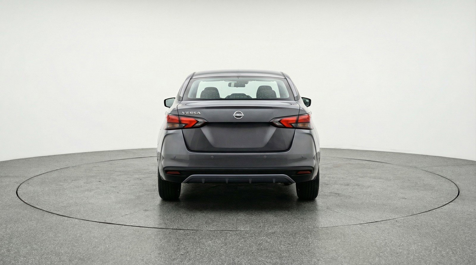 Used 2025 Nissan Versa SV image 7