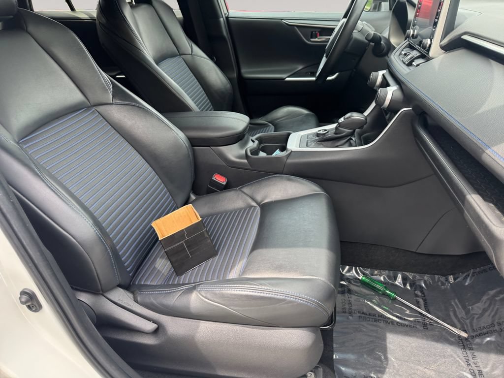 Used 2020 Toyota RAV4 XSE AWD/4WD image 15