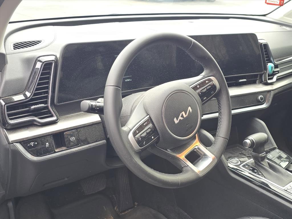 Used 2023 Kia Sportage EX image 9