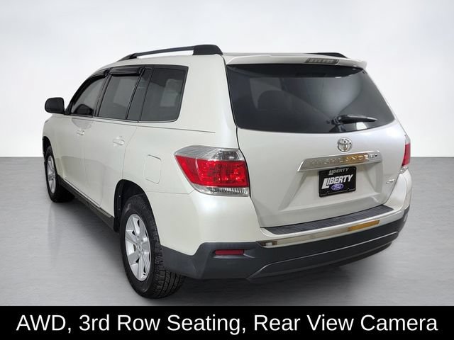 Used 2013 Toyota Highlander Plus AWD/4WD image 5