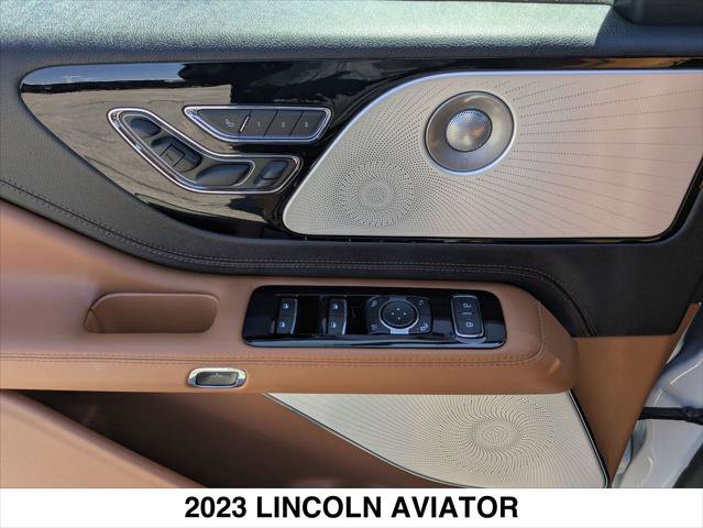 Certified 2023 Lincoln Aviator Black Label Grand Touring w/ Class IV Trailer Tow Package AWD/4WD image 10