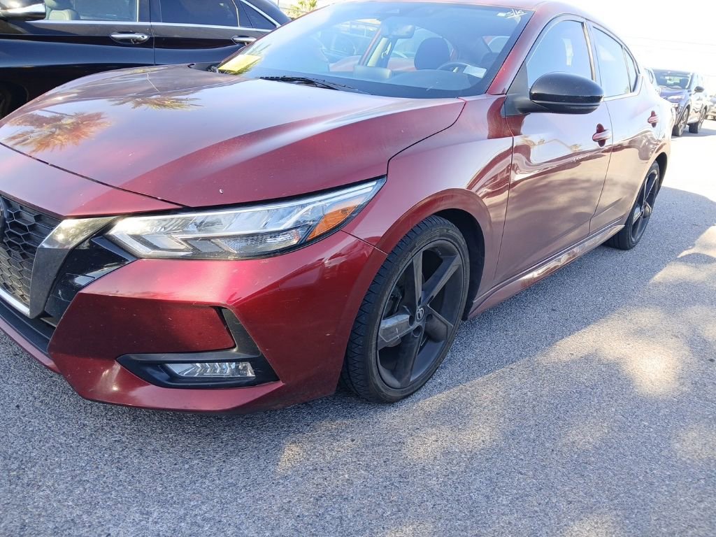 Used 2021 Nissan Sentra SR w/ Electronics Package FWD image 1