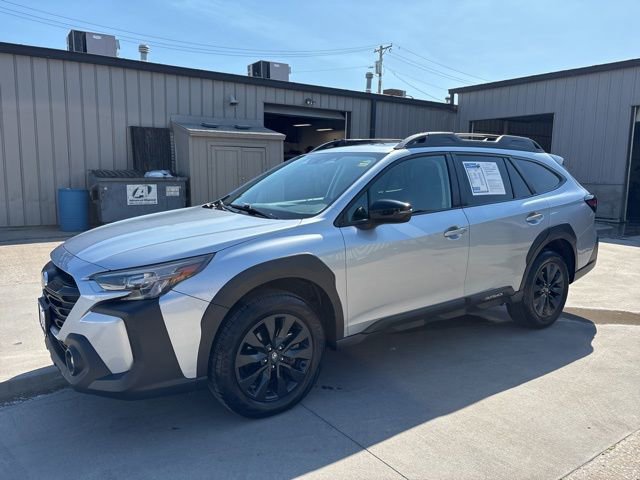 Used 2024 Subaru Outback Onyx Edition AWD/4WD image 3