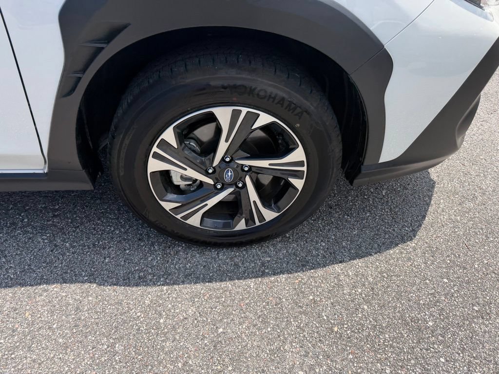 Used 2026 Subaru Crosstrek 2.5i Premium AWD/4WD image 4