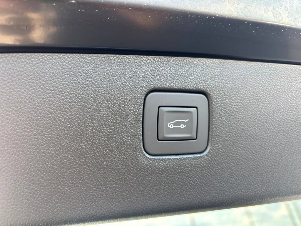 New 2026 Buick Envista Sport Touring w/ Convenience I Package FWD image 7