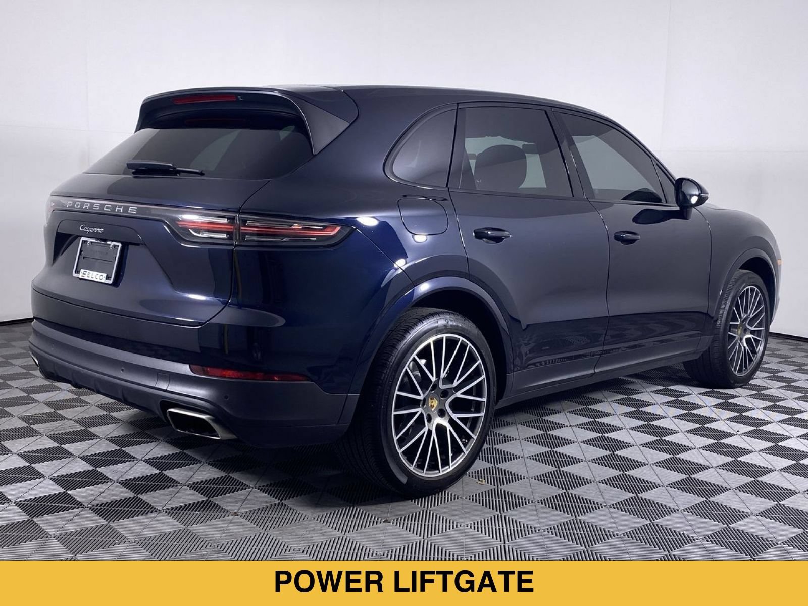 Used 2021 Porsche Cayenne AWD/4WD image 21