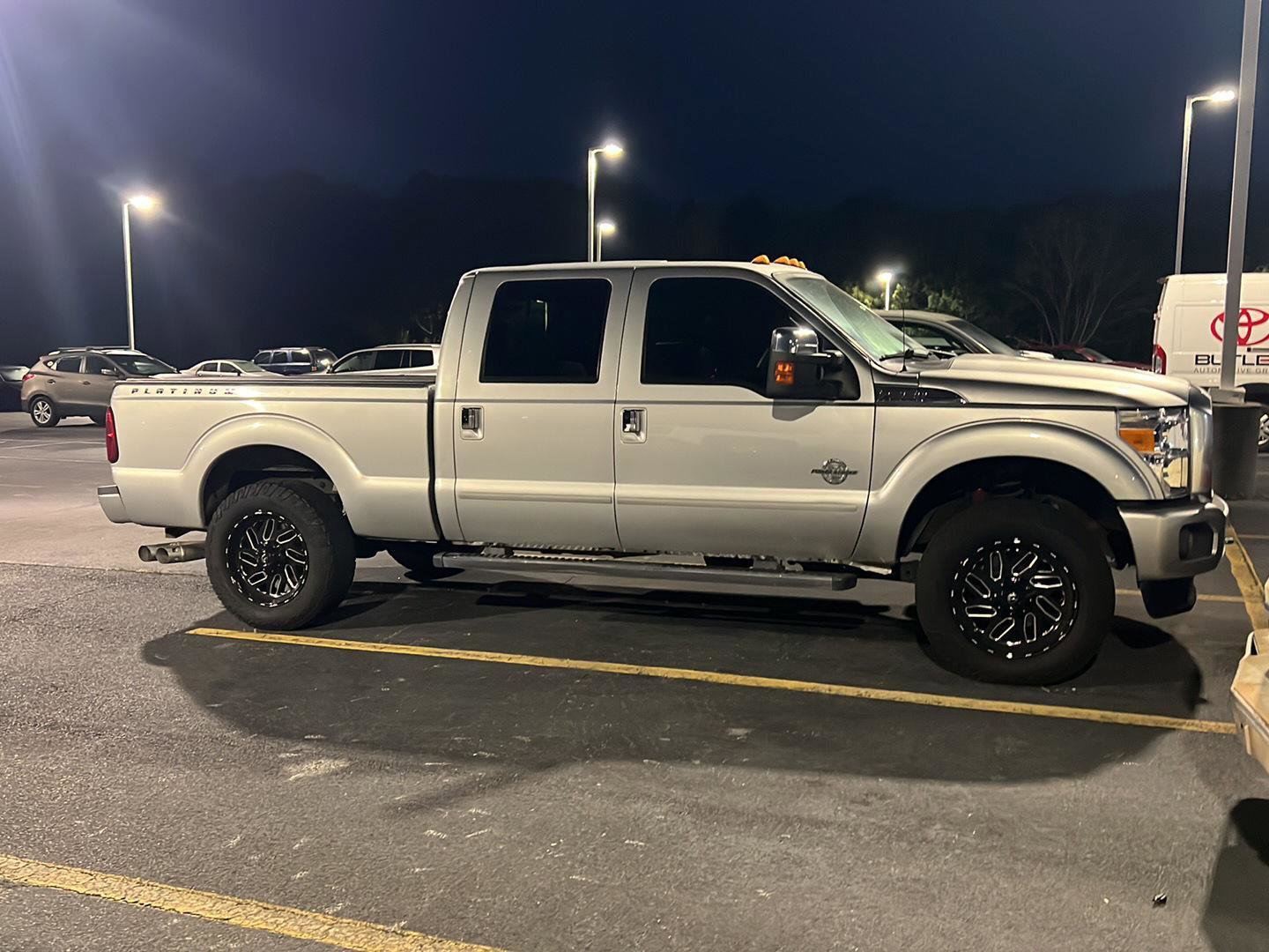 Used 2013 Ford F250 Platinum w/ FX4 Off Road Pkg image 10