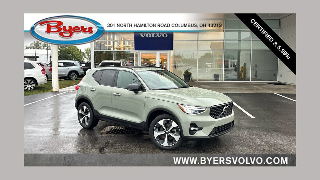 Used 2023 Volvo XC40 B5 Plus w/ Climate Package AWD/4WD video 1