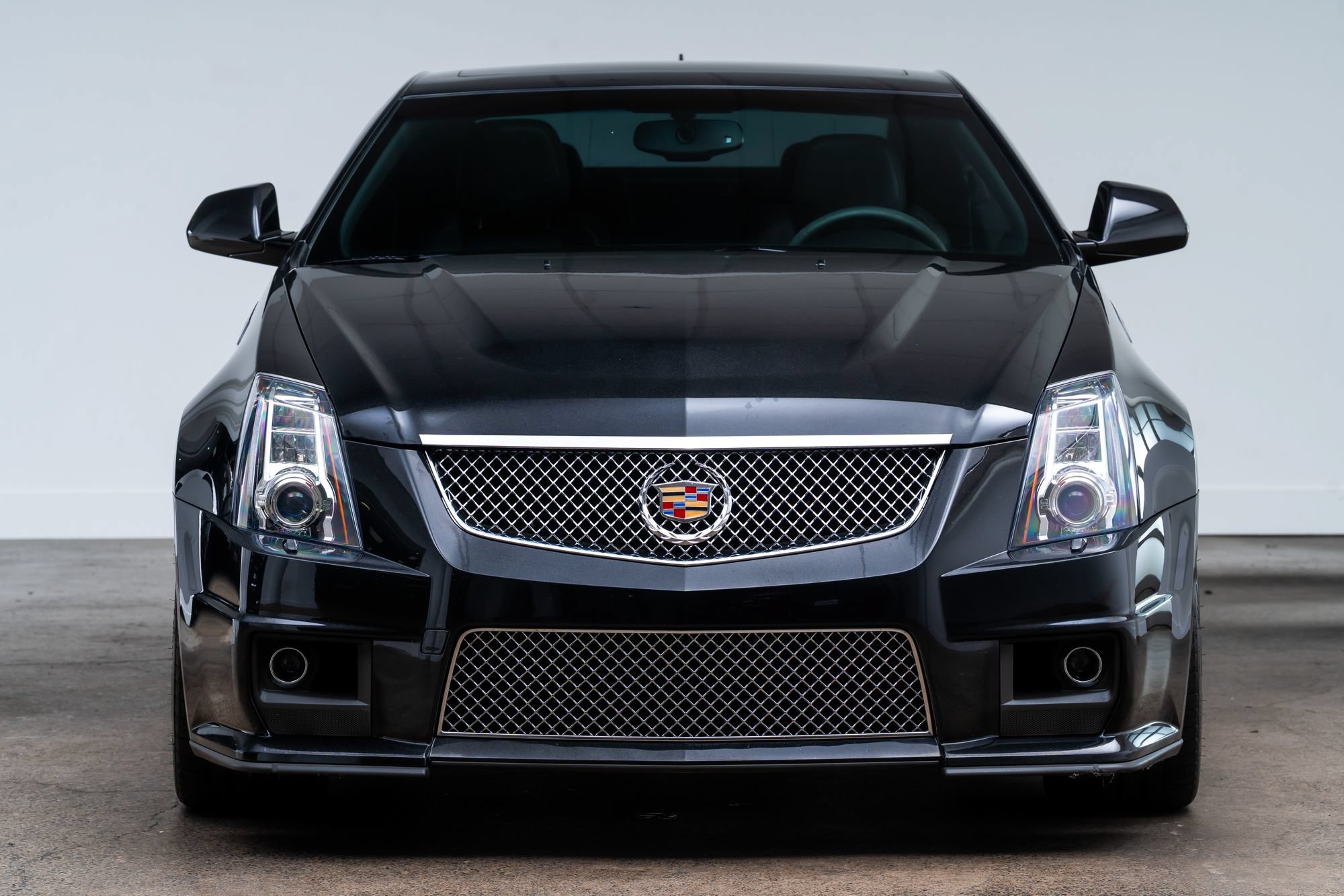 Used 2011 Cadillac CTS V RWD image 2