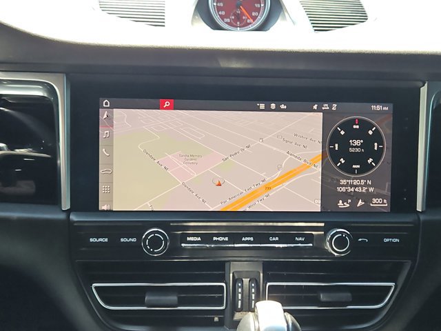 Used 2020 Porsche Macan S AWD/4WD image 13