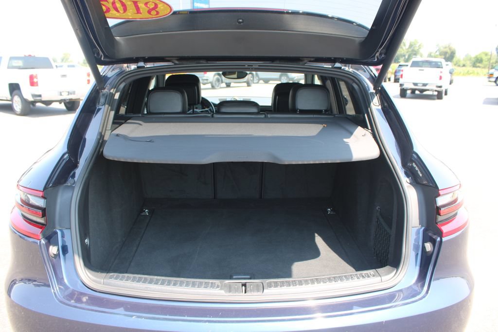Used 2018 Porsche Macan S AWD/4WD image 16